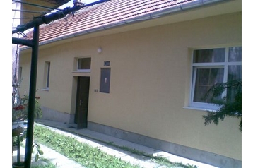 Słowacja Chata Zaważna Poruba / Závažná Poruba, Zewnątrz